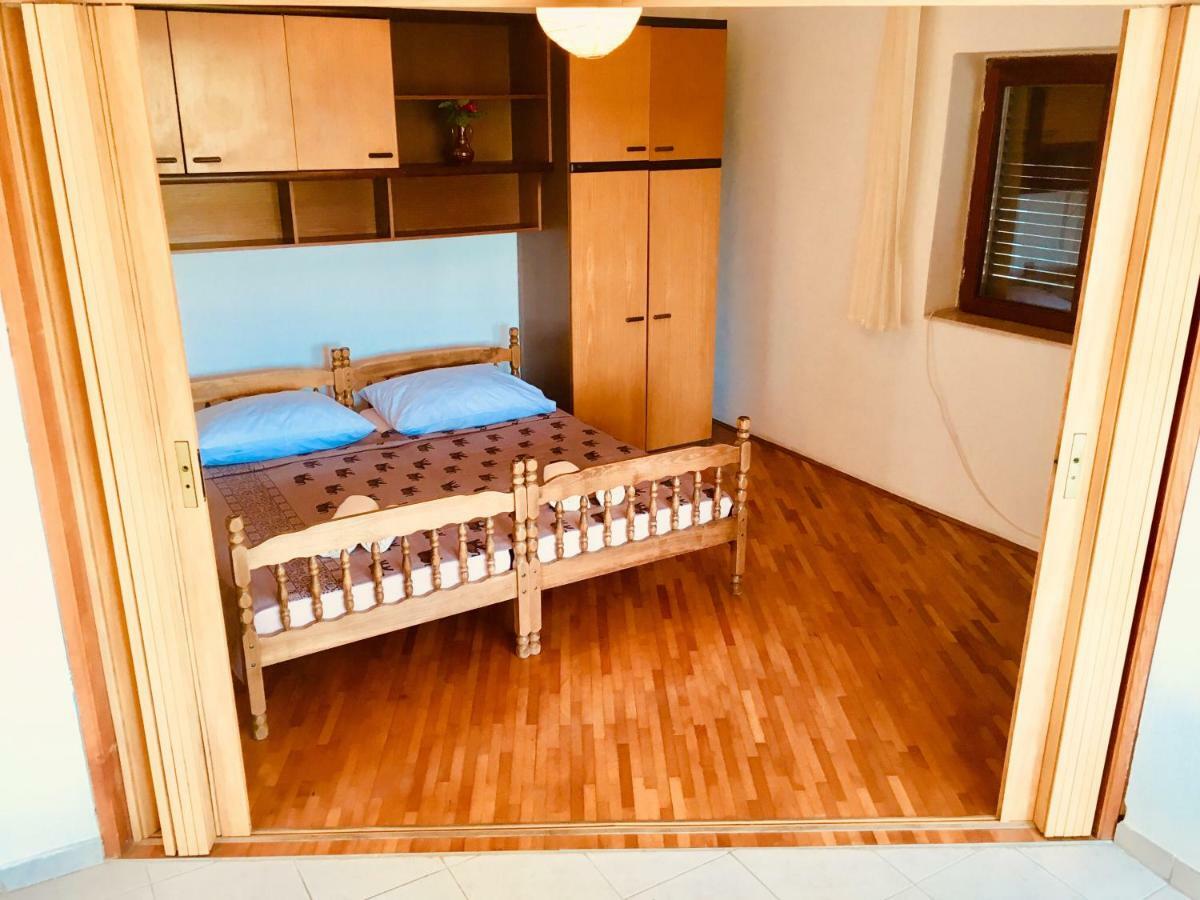 Apartmani Nina Шибеник Экстерьер фото