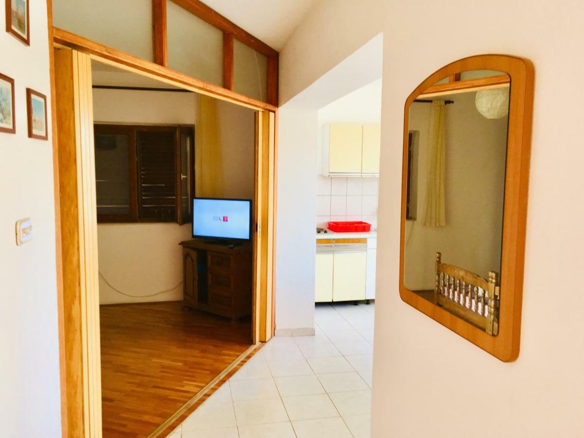 Apartmani Nina Шибеник Экстерьер фото